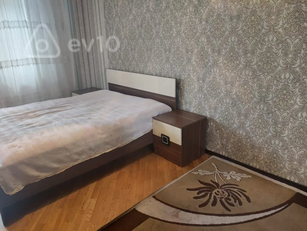 Kirayə verilir 2 otaqlı yeni tikili 68 m²