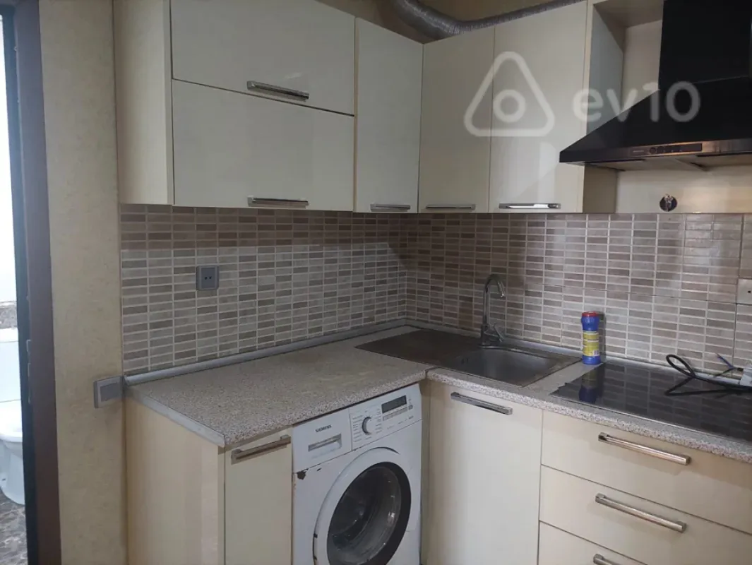 Kirayə verilir 2 otaqlı yeni tikili 68 m²