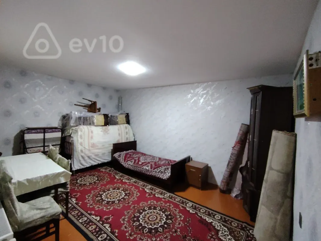 Kirayə verilir 2 otaqlı köhnə tikili 40 m²
