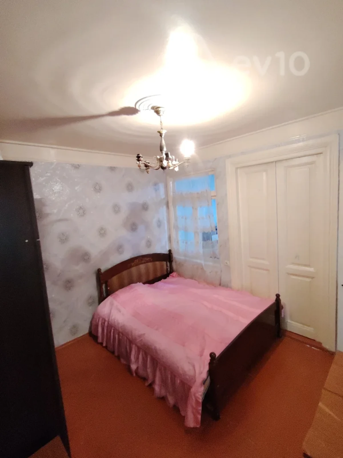 Kirayə verilir 2 otaqlı köhnə tikili 40 m²