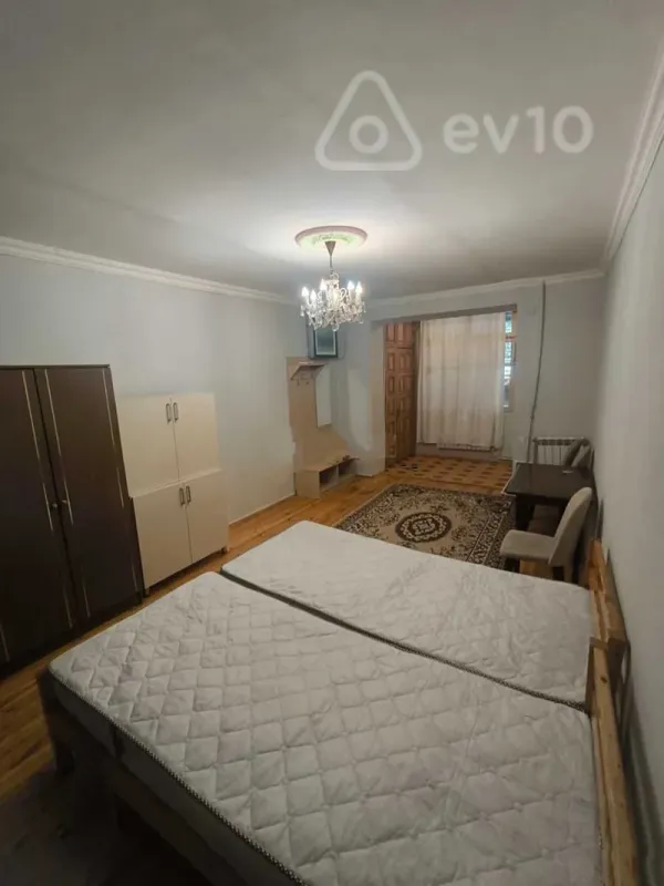 Kirayə verilir 1 otaqlı köhnə tikili 36 m²