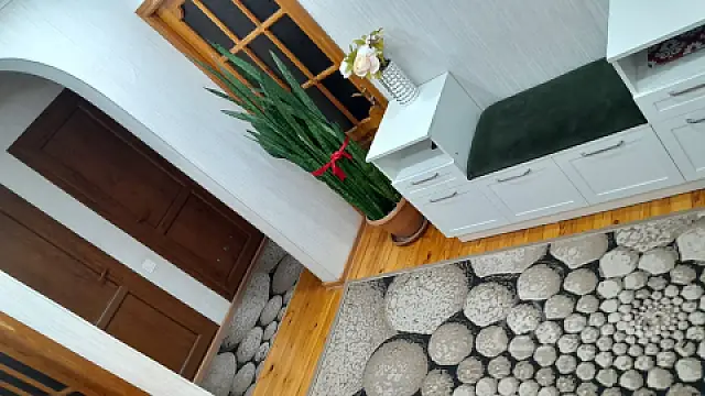 Kirayə verilir 2 otaqlı köhnə tikili 60 m²