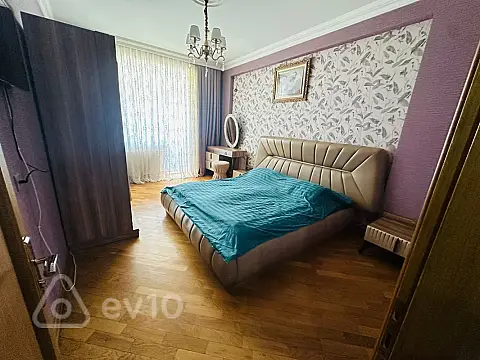 Satılır 3 otaqlı yeni tikili 120 m²