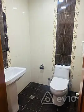 Satılır 3 otaqlı yeni tikili 120 m²