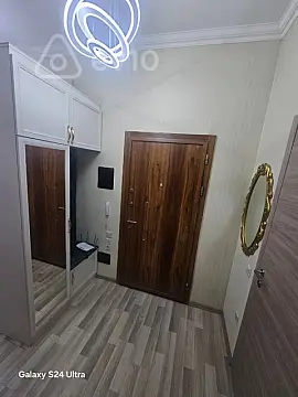 Kirayə verilir 2 otaqlı yeni tikili 70 m²