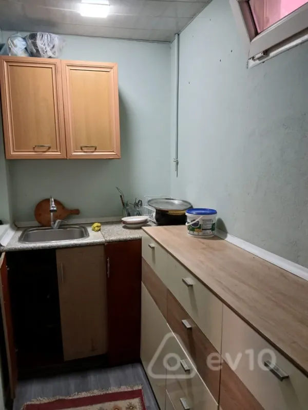 Kirayə verilir 2 otaqlı yeni tikili 30 m²