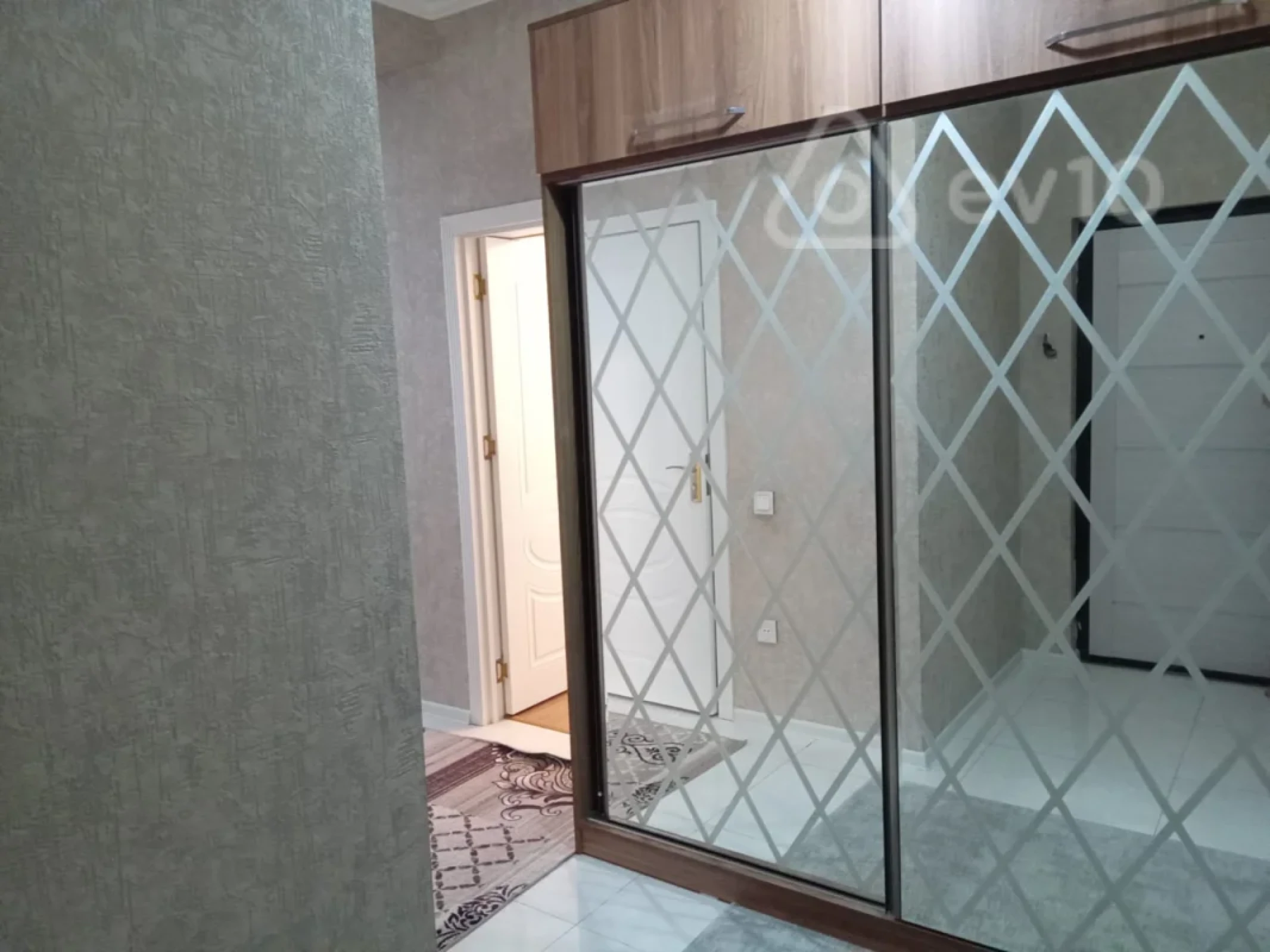 Kirayə verilir 3 otaqlı yeni tikili 103 m²