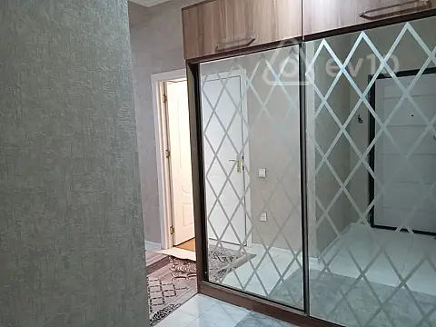 Kirayə verilir 3 otaqlı yeni tikili 103 m²