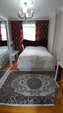 Kirayə verilir 2 otaqlı köhnə tikili 65 m²