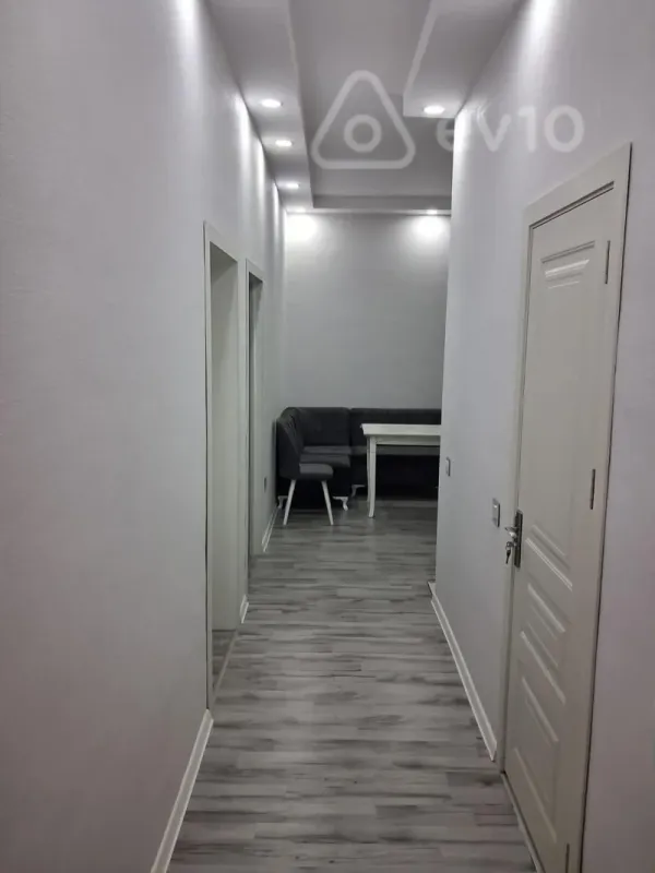 Kirayə verilir 2 otaqlı yeni tikili 90 m²
