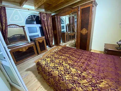 Kirayə verilir 3 otaqlı köhnə tikili 100 m²