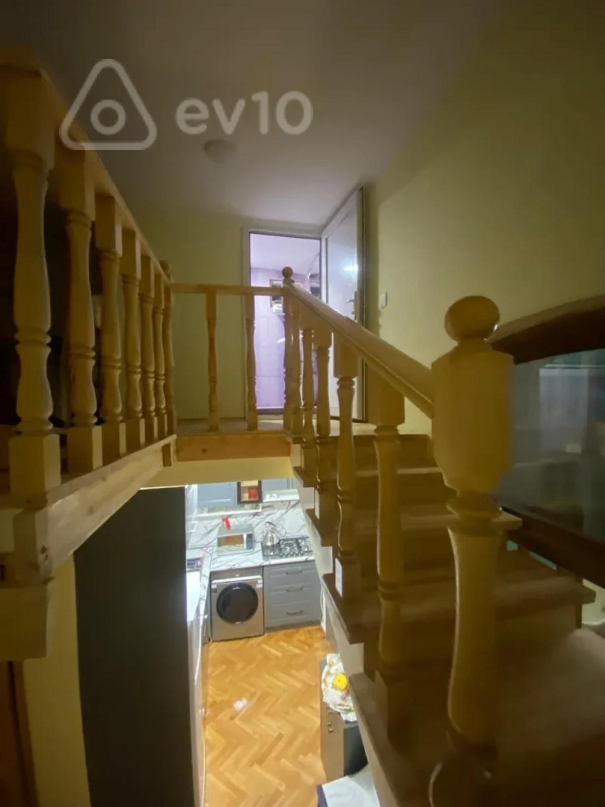 Kirayə verilir 3 otaqlı köhnə tikili 100 m²