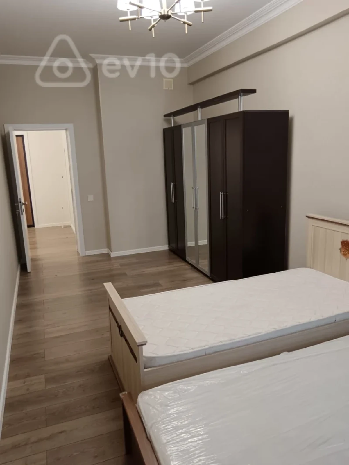 Kirayə verilir 2 otaqlı yeni tikili 60 m²