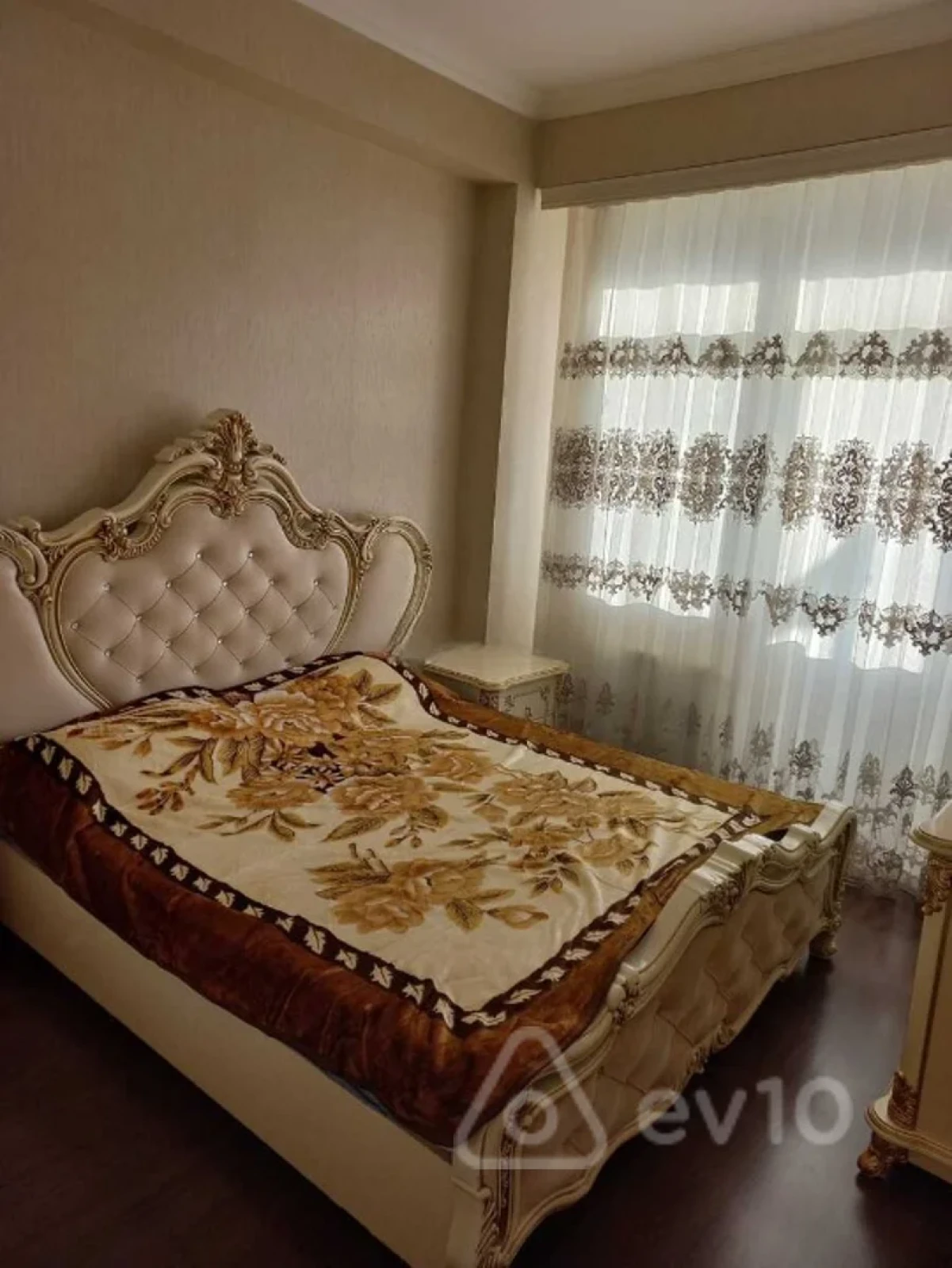 Kirayə verilir 3 otaqlı yeni tikili 85 m²