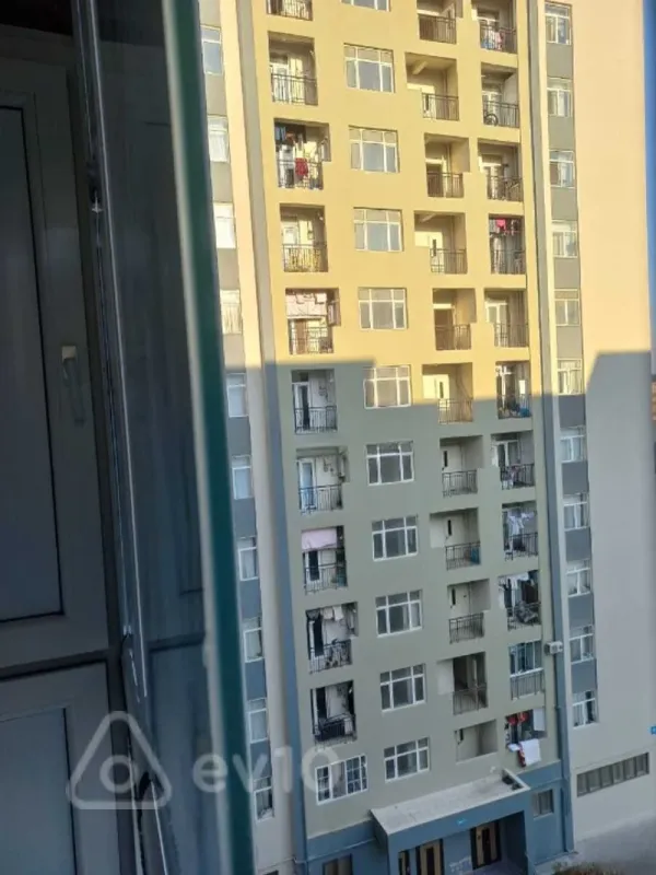 Kirayə verilir 3 otaqlı yeni tikili 85 m²