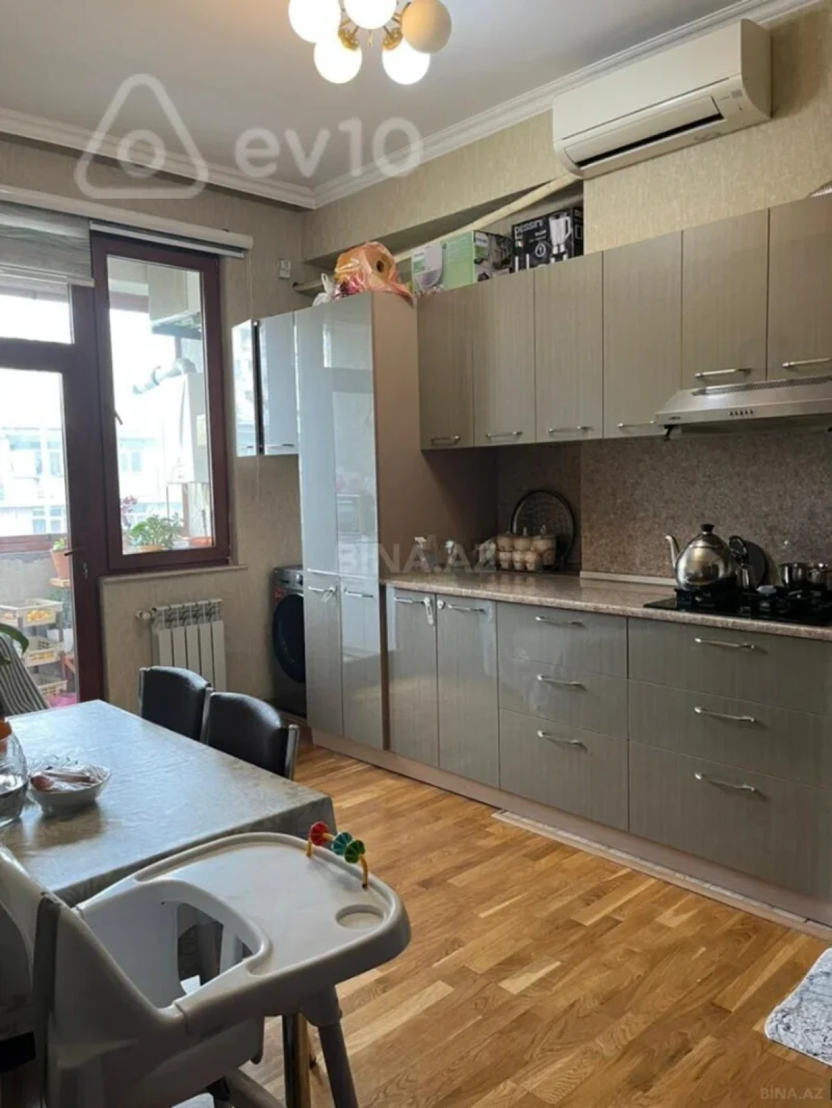 Satılır 3 otaqlı yeni tikili 110 m²