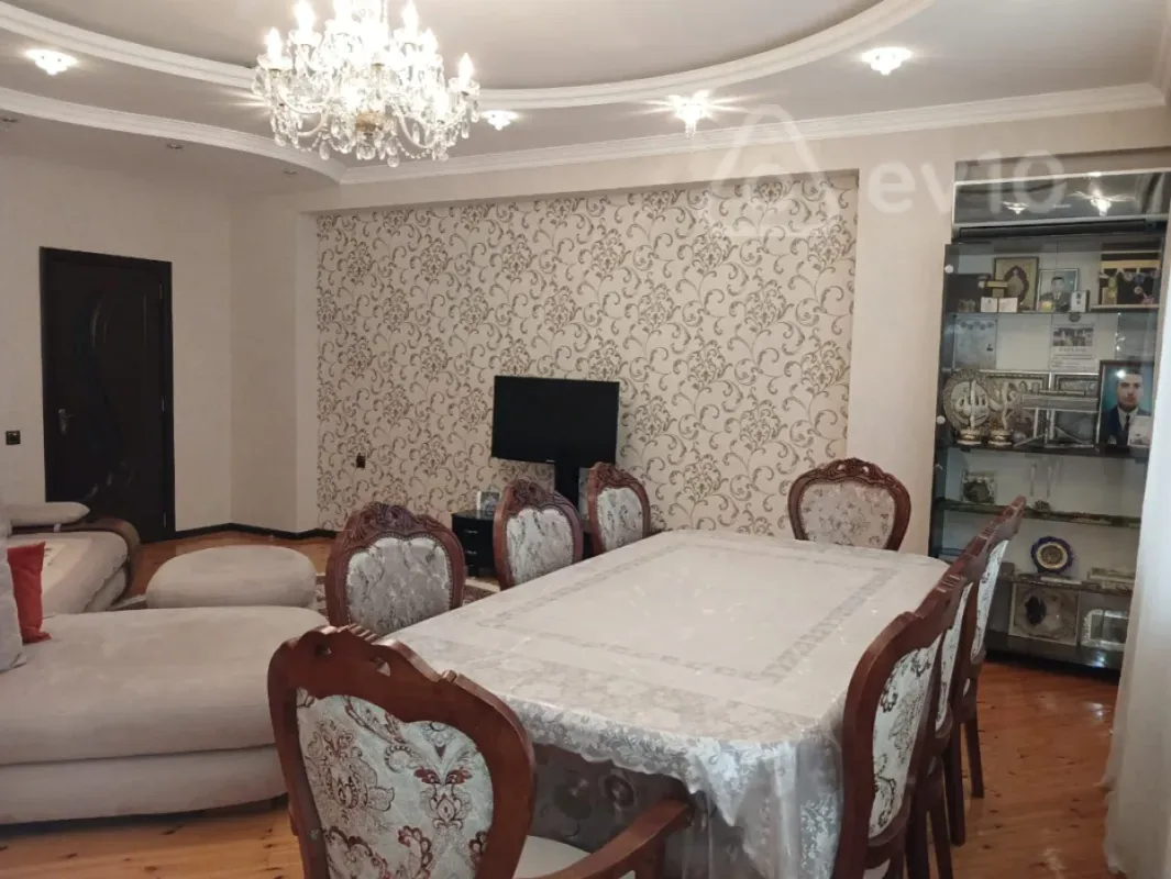 Satılır 3 otaqlı yeni tikili 132 m²