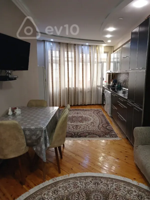 Satılır 3 otaqlı yeni tikili 132 m²