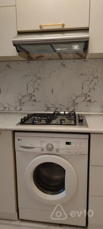 Kirayə verilir 2 otaqlı yeni tikili 55 m²