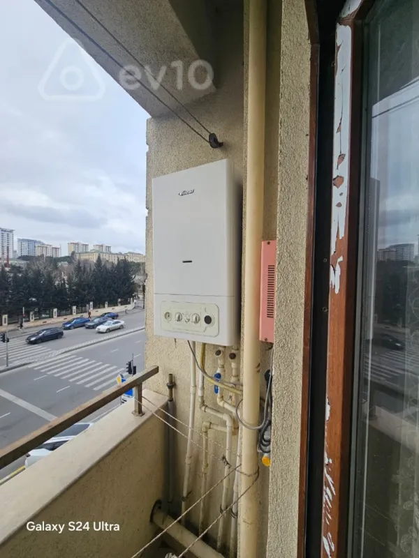 Kirayə verilir 3 otaqlı yeni tikili 75 m²