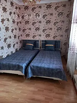 Kirayə verilir 3 otaqlı köhnə tikili 65 m²