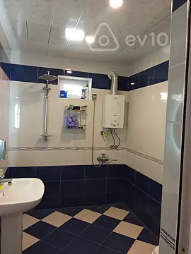 Kirayə verilir 2 otaqlı həyət evi 80 m²