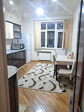 Satılır 3 otaqlı yeni tikili 120 m²