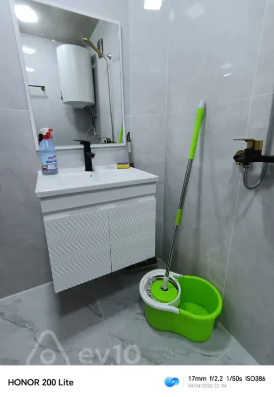 Kirayə verilir 3 otaqlı köhnə tikili 80 m²