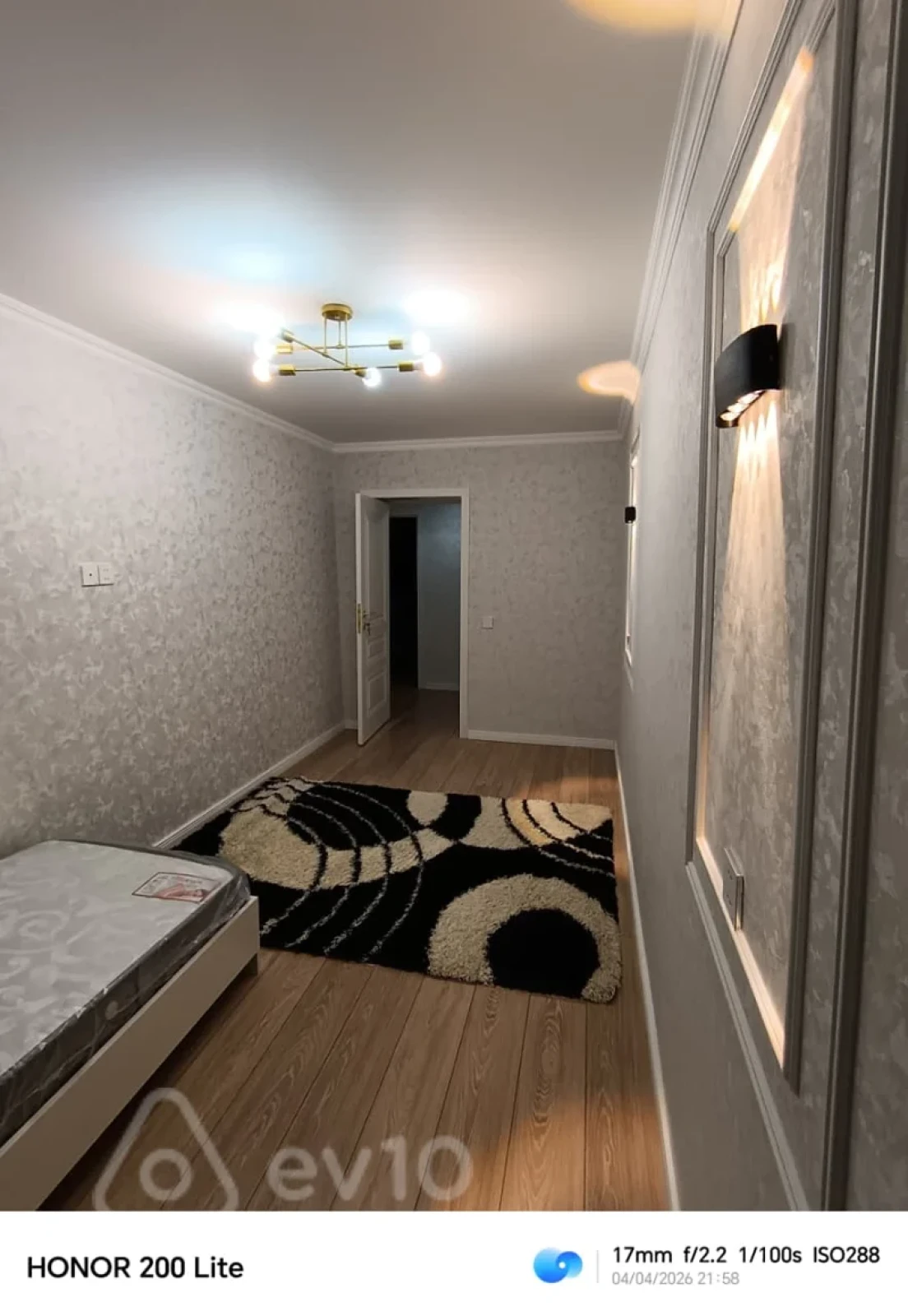 Kirayə verilir 3 otaqlı köhnə tikili 80 m²