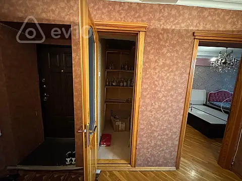 Satılır 3 otaqlı köhnə tikili 80.4 m²