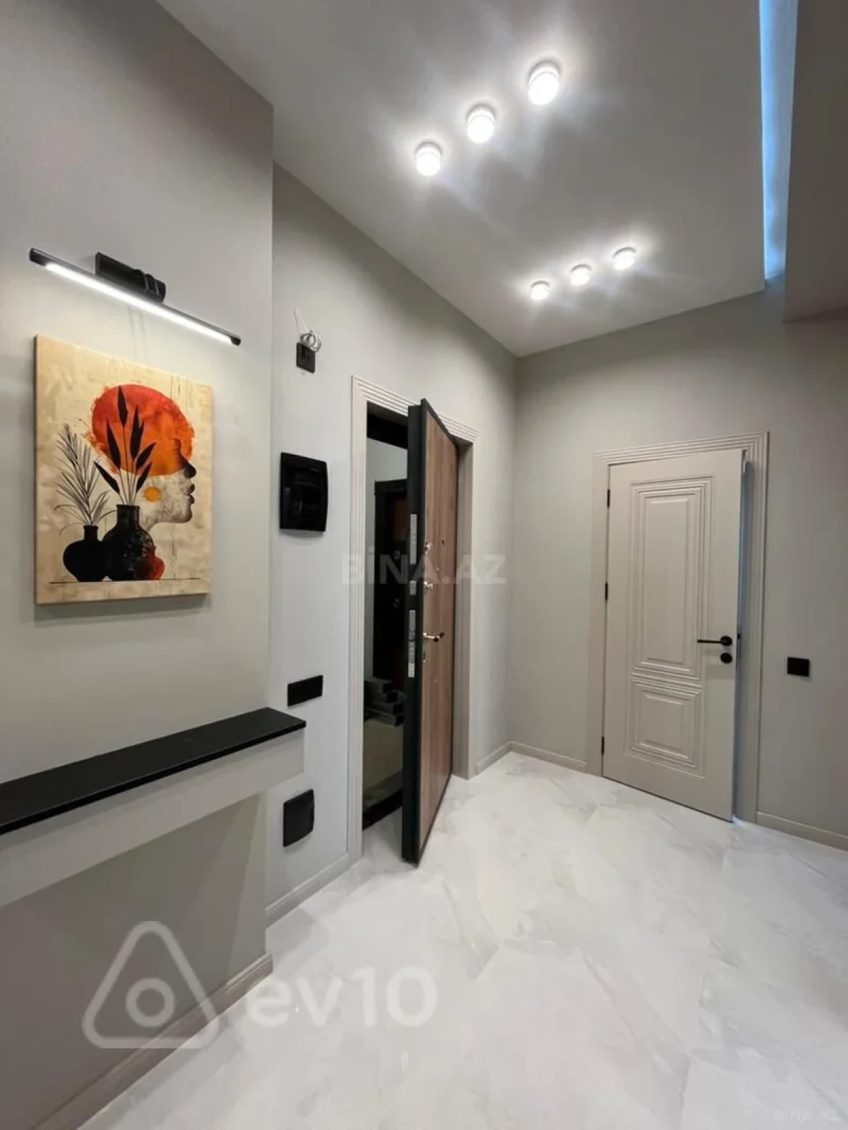 Kirayə verilir 2 otaqlı yeni tikili 75 m²