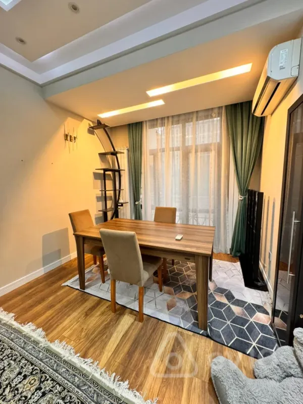 Kirayə verilir 3 otaqlı yeni tikili 82 m²