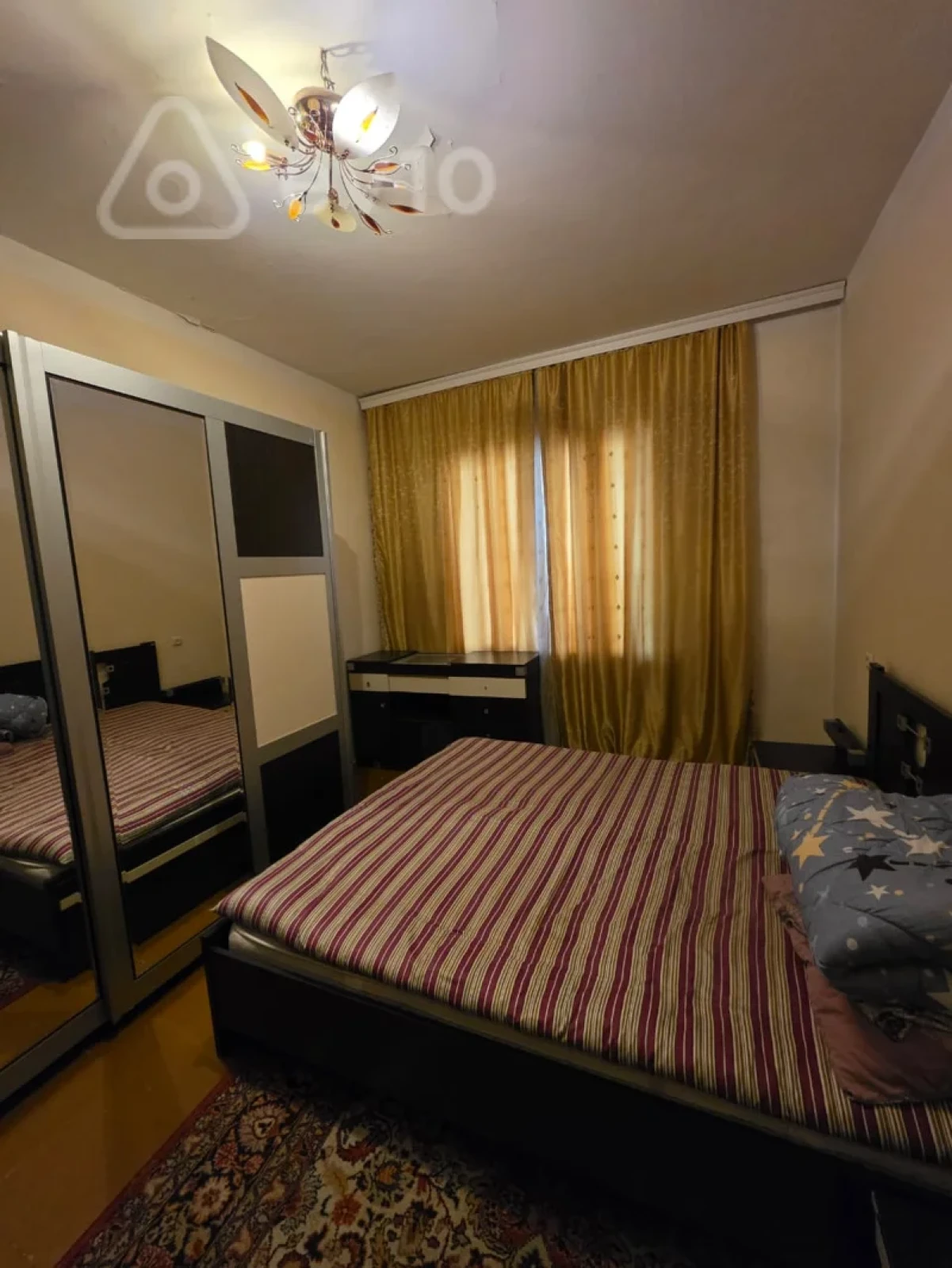 Kirayə verilir 2 otaqlı köhnə tikili 75 m²