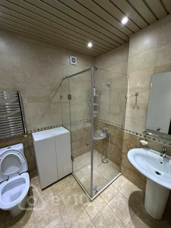 Kirayə verilir 3 otaqlı yeni tikili 110 m²