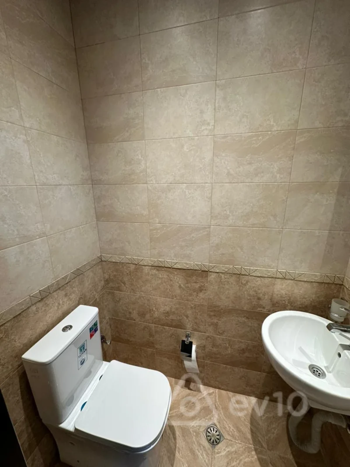 Kirayə verilir 3 otaqlı yeni tikili 110 m²