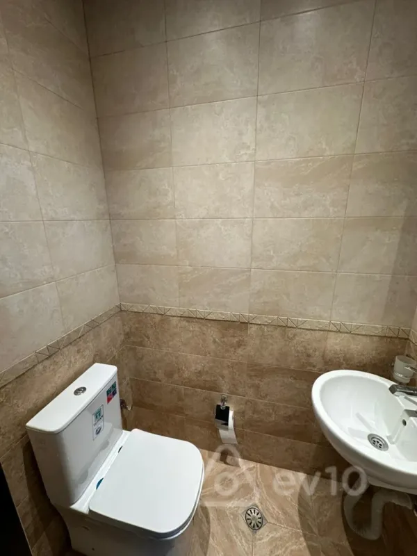 Kirayə verilir 3 otaqlı yeni tikili 110 m²