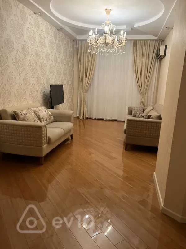 Kirayə verilir 3 otaqlı yeni tikili 105 m²