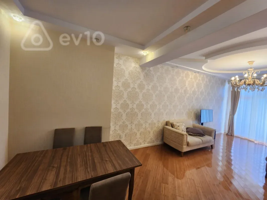 Kirayə verilir 3 otaqlı yeni tikili 105 m²