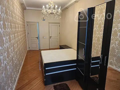 Kirayə verilir 3 otaqlı yeni tikili 105 m²