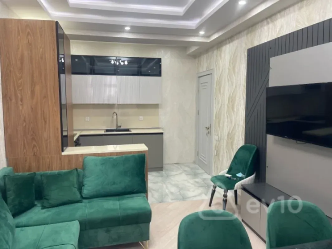 Kirayə verilir 2 otaqlı yeni tikili 65 m²