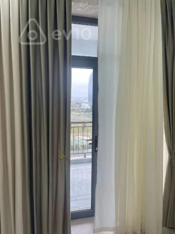 Kirayə verilir 2 otaqlı yeni tikili 65 m²