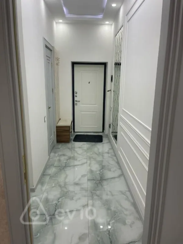 Kirayə verilir 2 otaqlı yeni tikili 65 m²