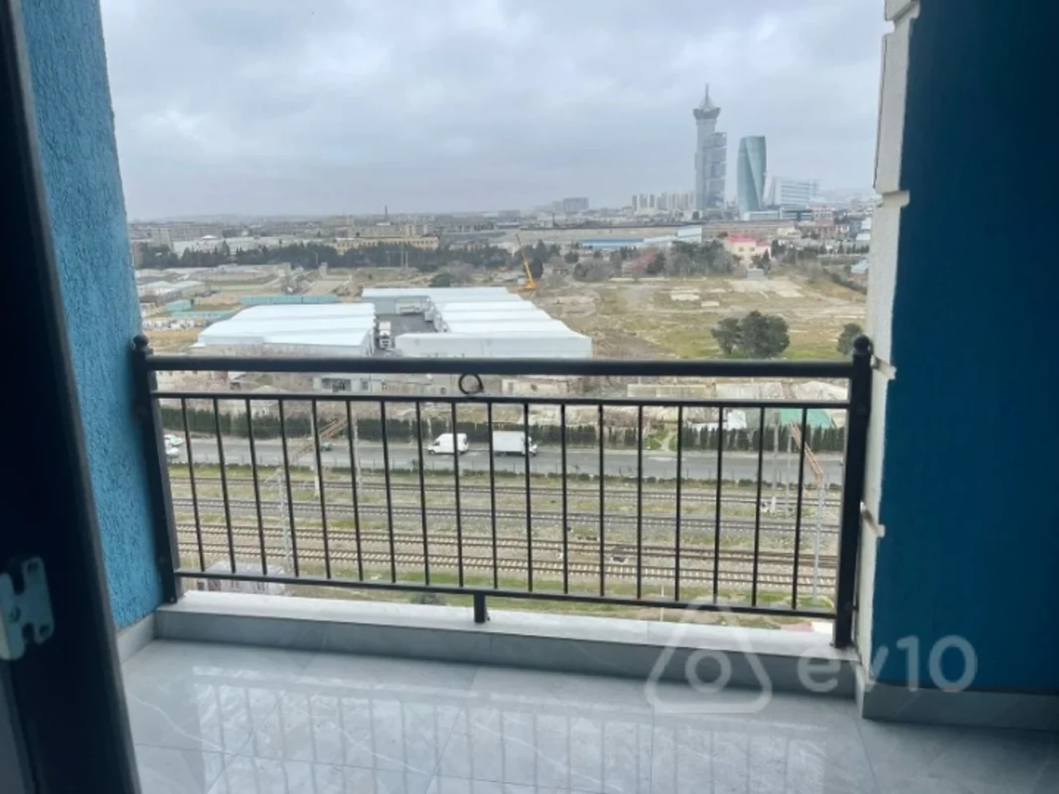 Kirayə verilir 2 otaqlı yeni tikili 65 m²