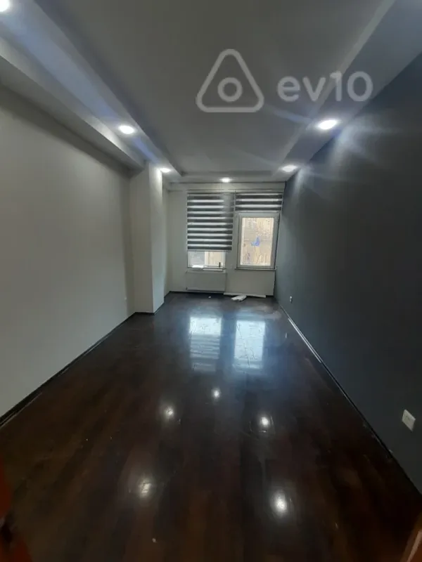 Kirayə verilir mənzil 150 m²