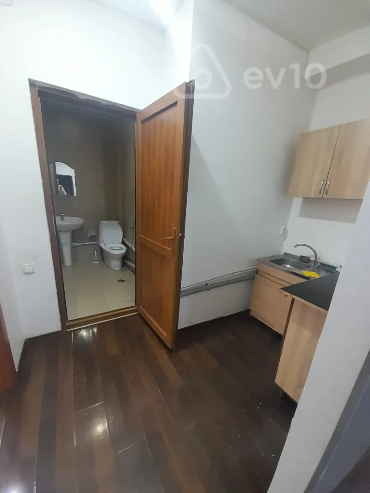 Kirayə verilir mənzil 150 m²