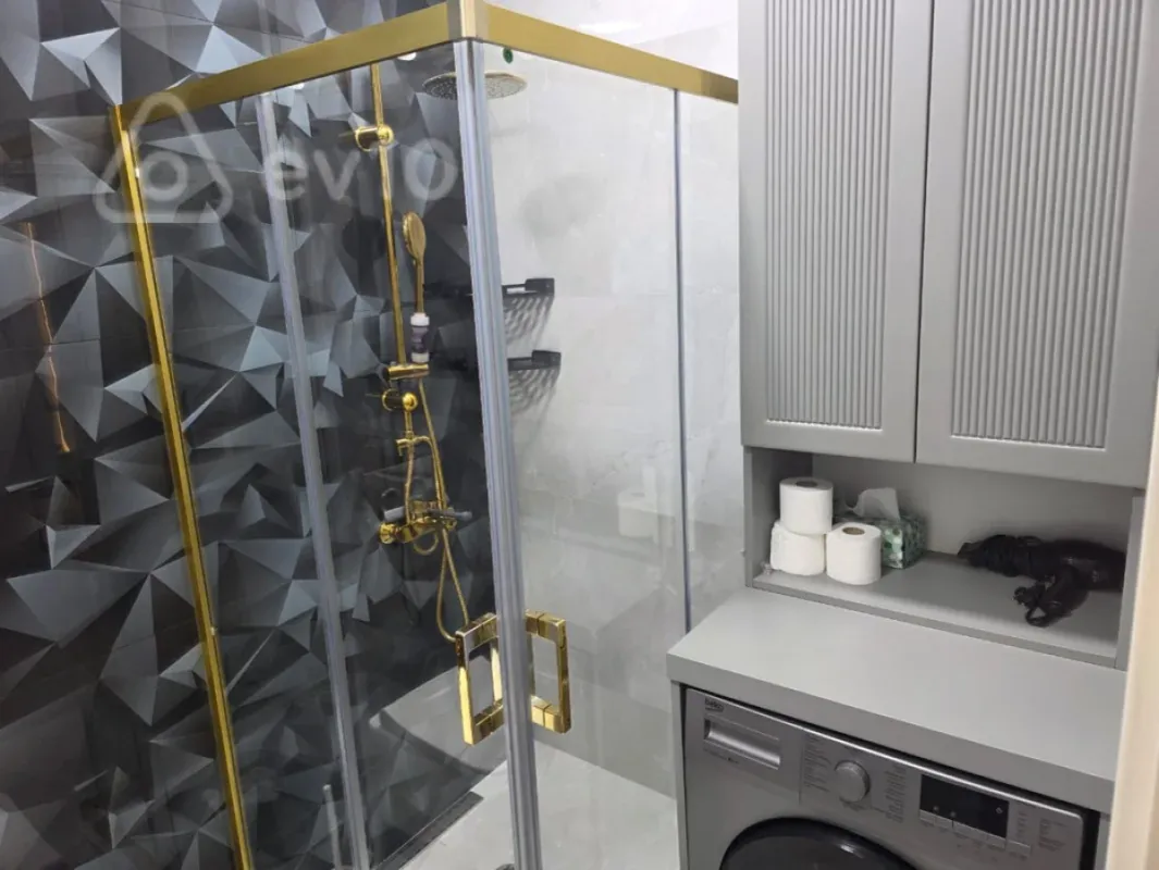 Kirayə verilir 2 otaqlı yeni tikili 80 m²