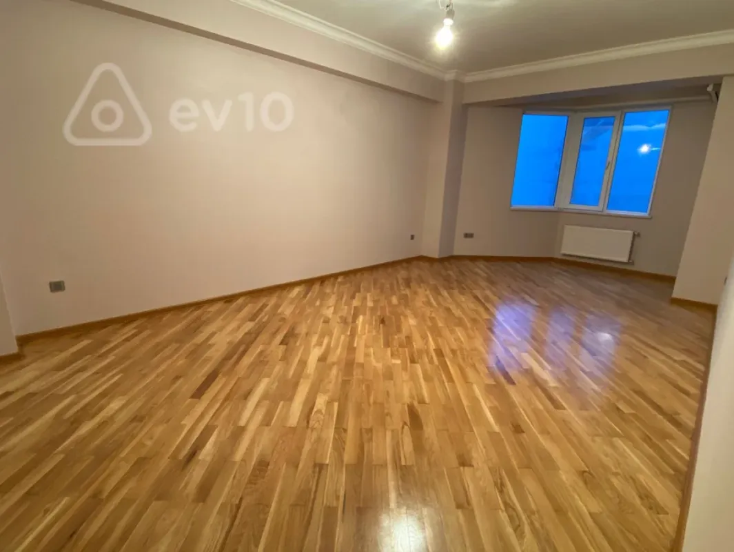 Satılır 2 otaqlı yeni tikili 87 m²