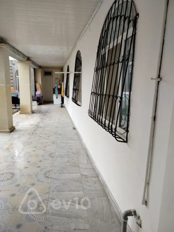 Kirayə verilir 3 otaqlı həyət evi 130 m²