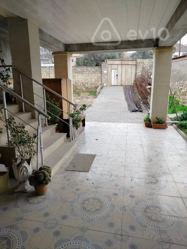 Kirayə verilir 3 otaqlı həyət evi 130 m²