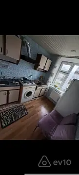 Kirayə verilir 2 otaqlı köhnə tikili 45 m²